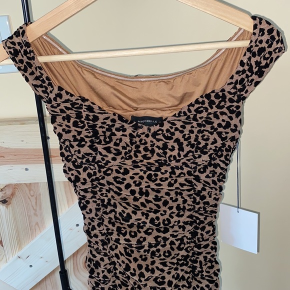 Tabitha Midi Dress in Tan Leopard
MAJORELLE - Picture 5 of 6